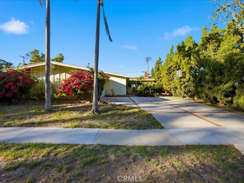 MLS #PV26214996 image #0