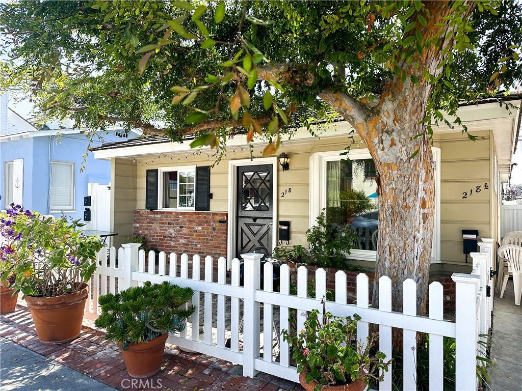 218 Agate AV #Front Newport Beach CA 92662 | MLS #PV26221232 45 MLS #PV26221232 image #0