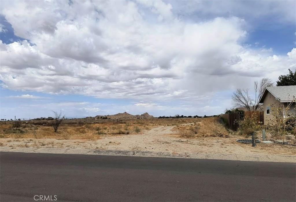 MLS #PW25004453 image #0