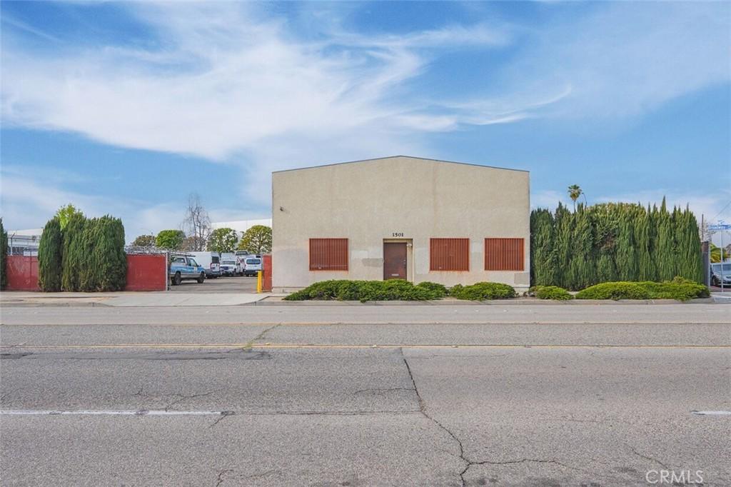 MLS #PW25077368 image #0