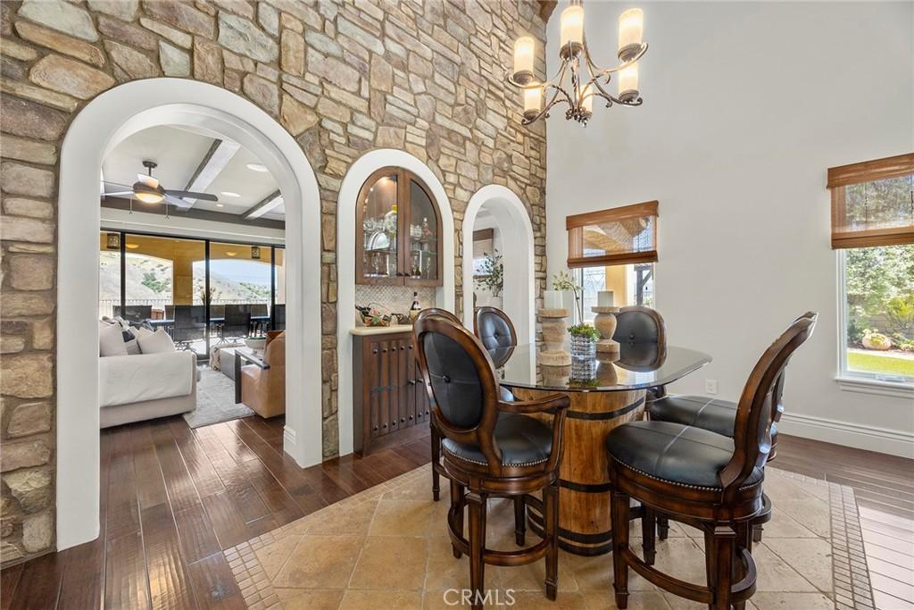 MLS #PW25082659 image #0