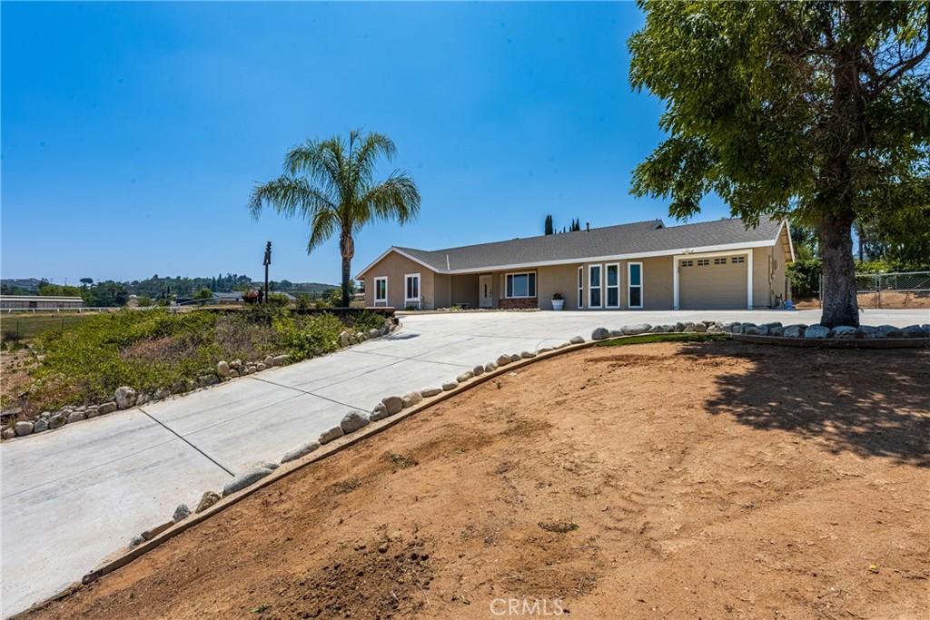 MLS #PW25119962 img 0