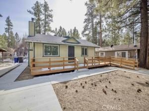 MLS #PW25120846 image #0