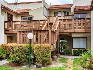 MLS #PW25132382 image #0