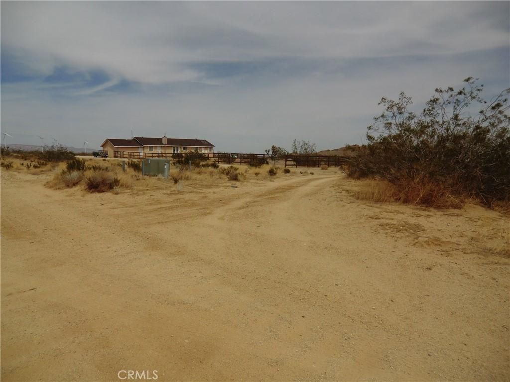 MLS #PW25147255 image #0