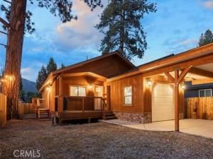 MLS #PW25149811 image #0