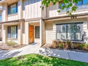 MLS #PW25157602 image #0