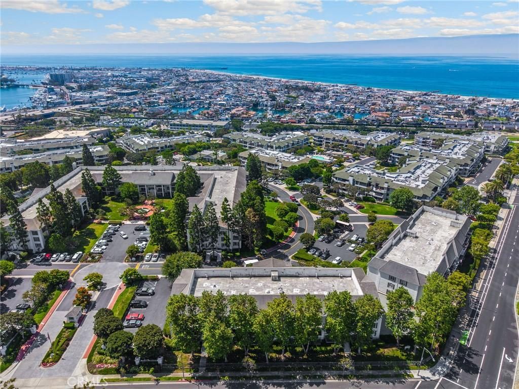 MLS #PW25171304 image #0