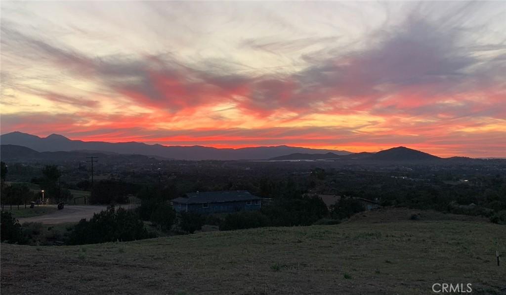 MLS #PW25173305 image #0