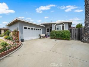 MLS #PW25177623 image #0