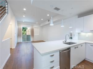 MLS #PW25182649 image #0