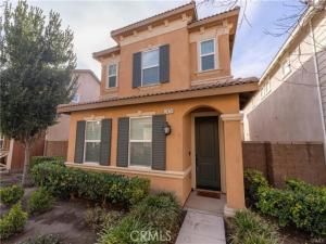 MLS #PW25185854 image #0