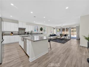 MLS #PW25186183 image #0