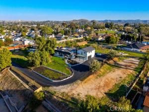 MLS #PW25186348 image #0