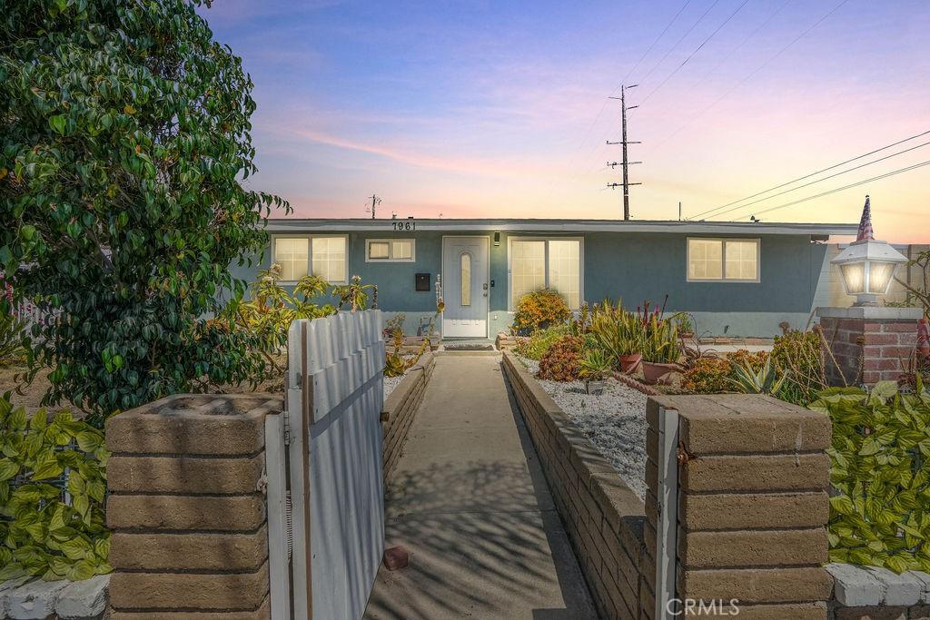 MLS #PW25187842 image #0