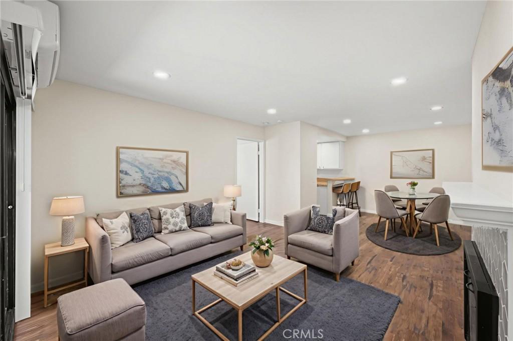 MLS #PW25191269 image #0