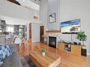 MLS #PW25192082 image #0