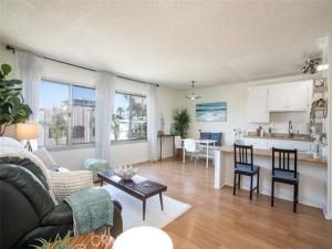 MLS #PW25192642 image #0