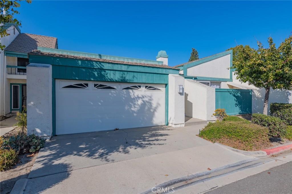 MLS #PW25193741 image #0