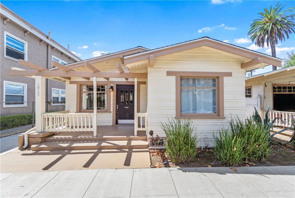 MLS #PW25194486 image #0