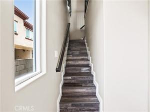 MLS #PW25194793 image #0