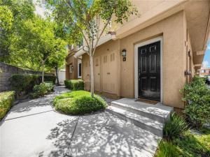 MLS #PW25199530 image #0