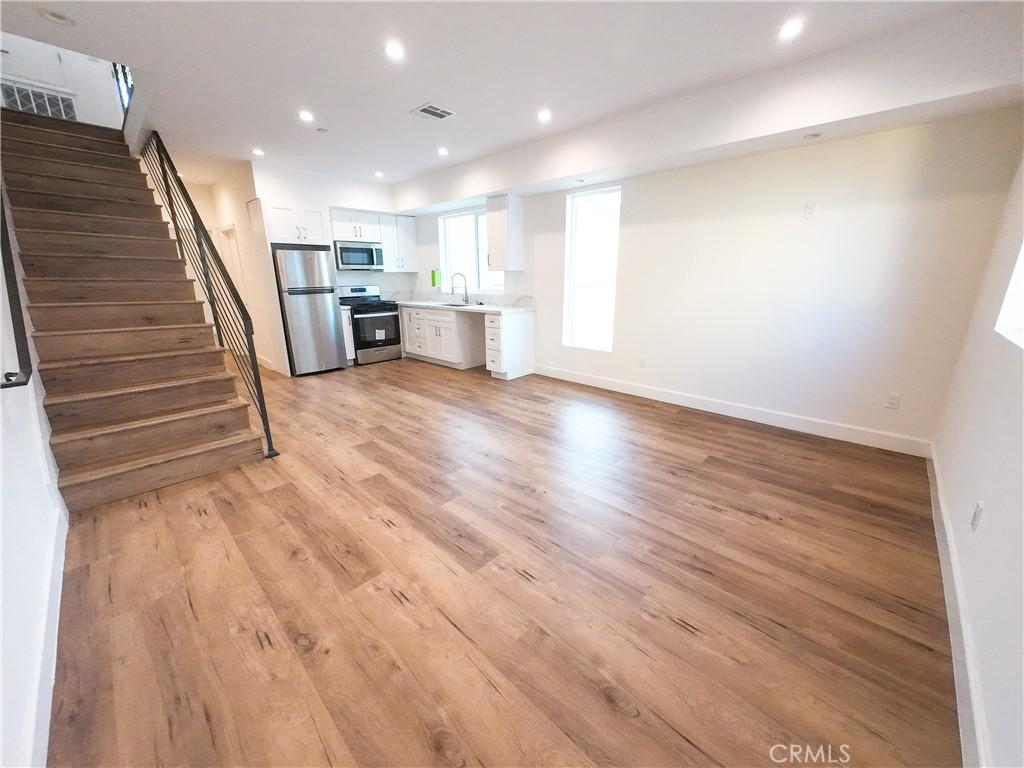 MLS #PW25199815 image #0