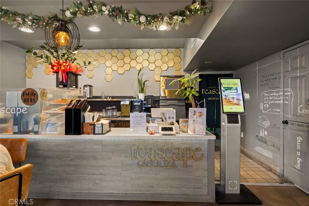 MLS #PW25206266 img 0