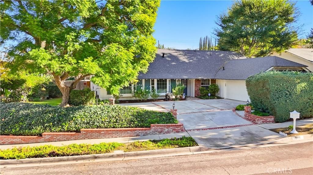 MLS #PW25218841 image #0