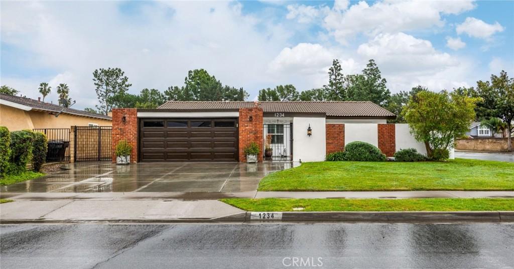 MLS #PW25219949 image #0