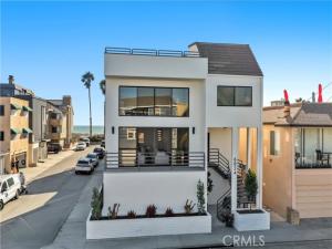 MLS #PW25220438 image #0