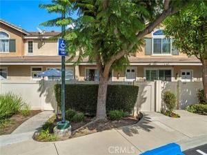 MLS #PW25221961 image #0