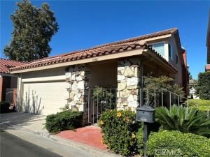 MLS #PW25222312 image #0