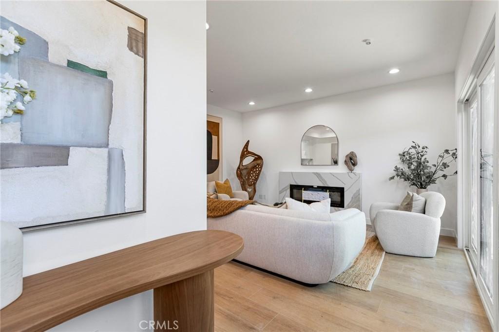 MLS #PW25229802 image #0