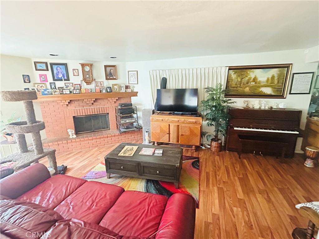 MLS #PW25236937 image #0