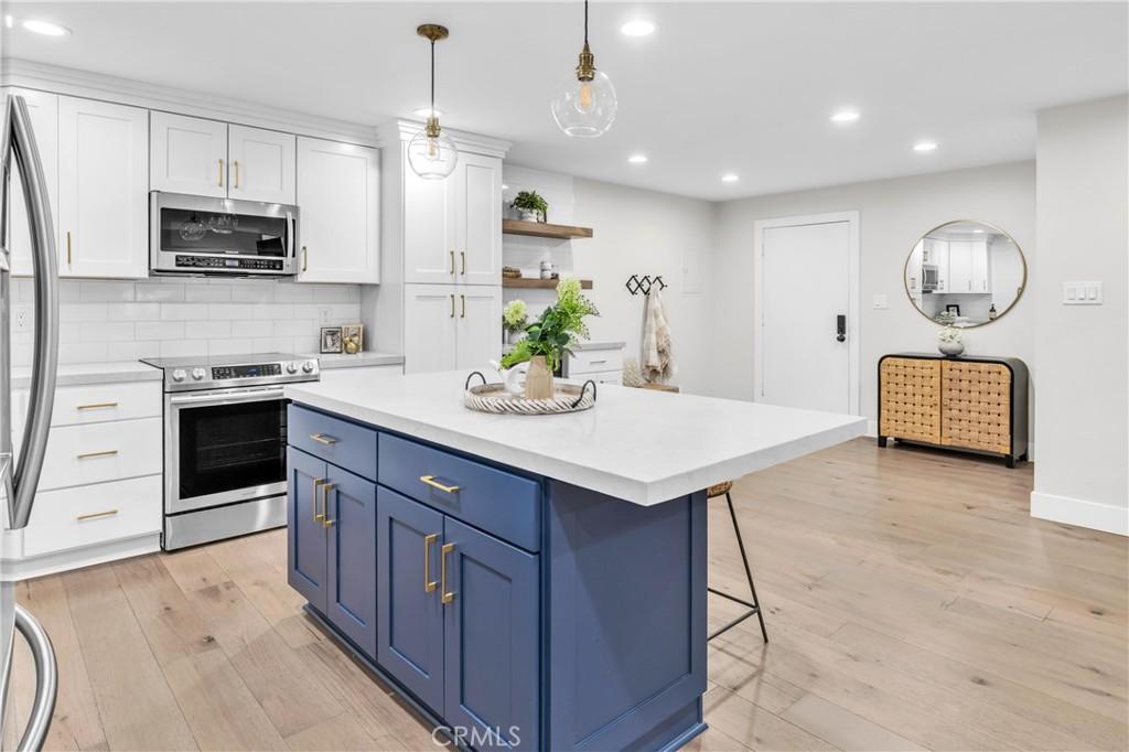 MLS #PW25237170 image #0