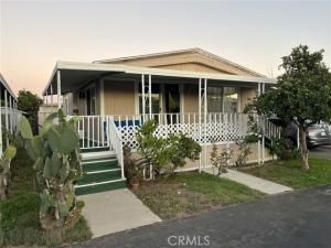 MLS #PW25238149 image #0