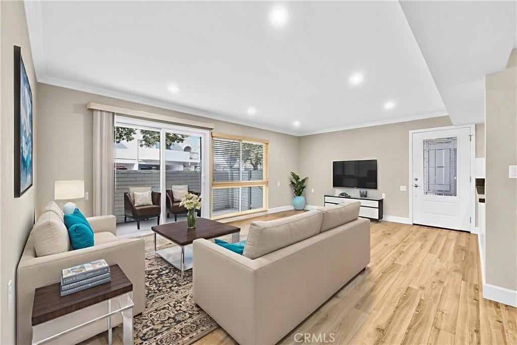 MLS #PW25238578 image #0