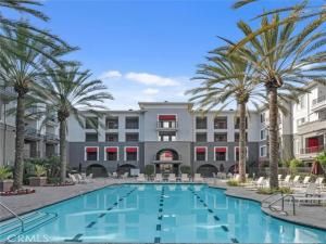 MLS #PW25240842 image #0