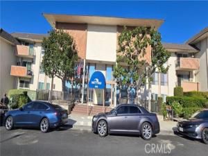 Property listings in College Park Cpz Subdivision 5 MLS #PW25241577 image #0