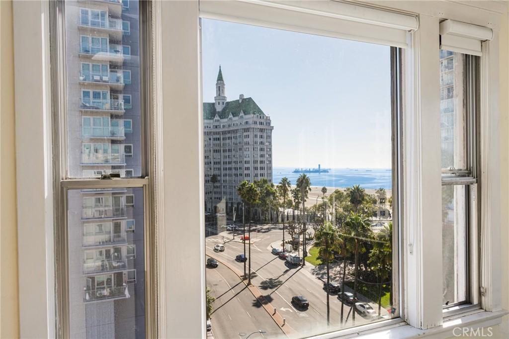 MLS #PW25242052 image #0