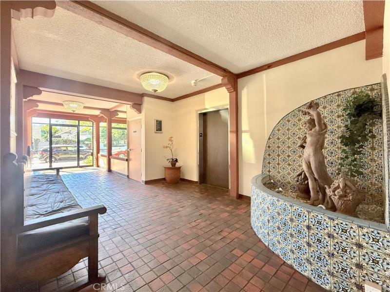 MLS #PW25242177 image #0