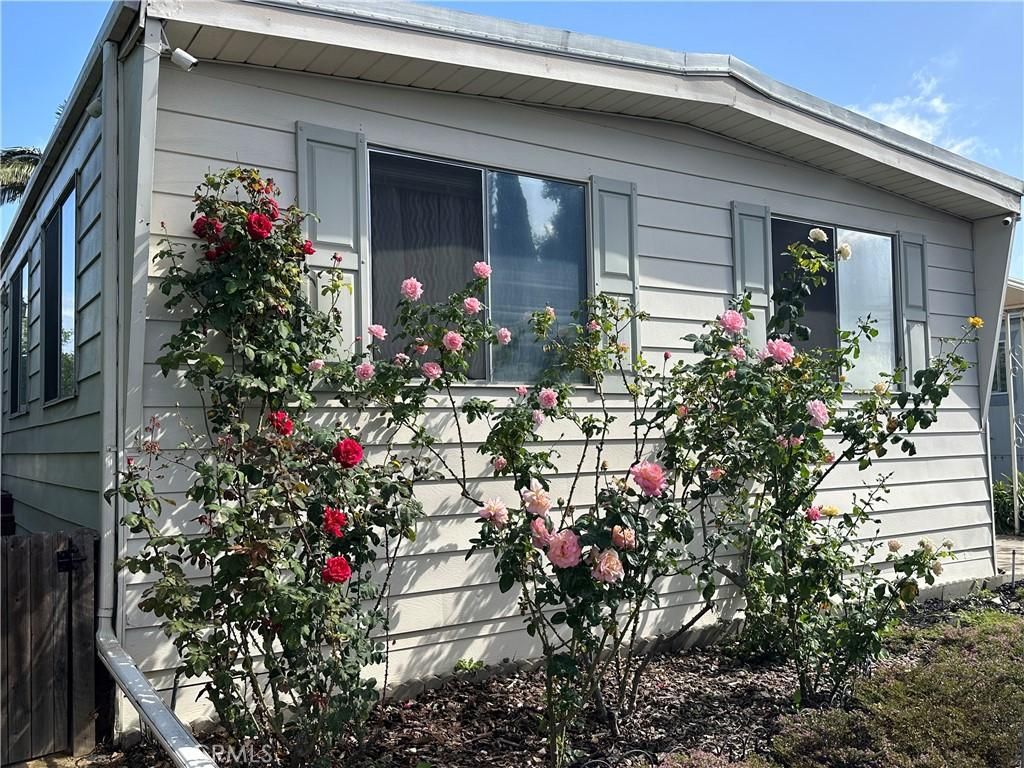 MLS #PW25242236 image #0