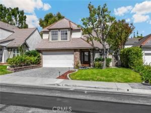 MLS #PW25243287 image #0