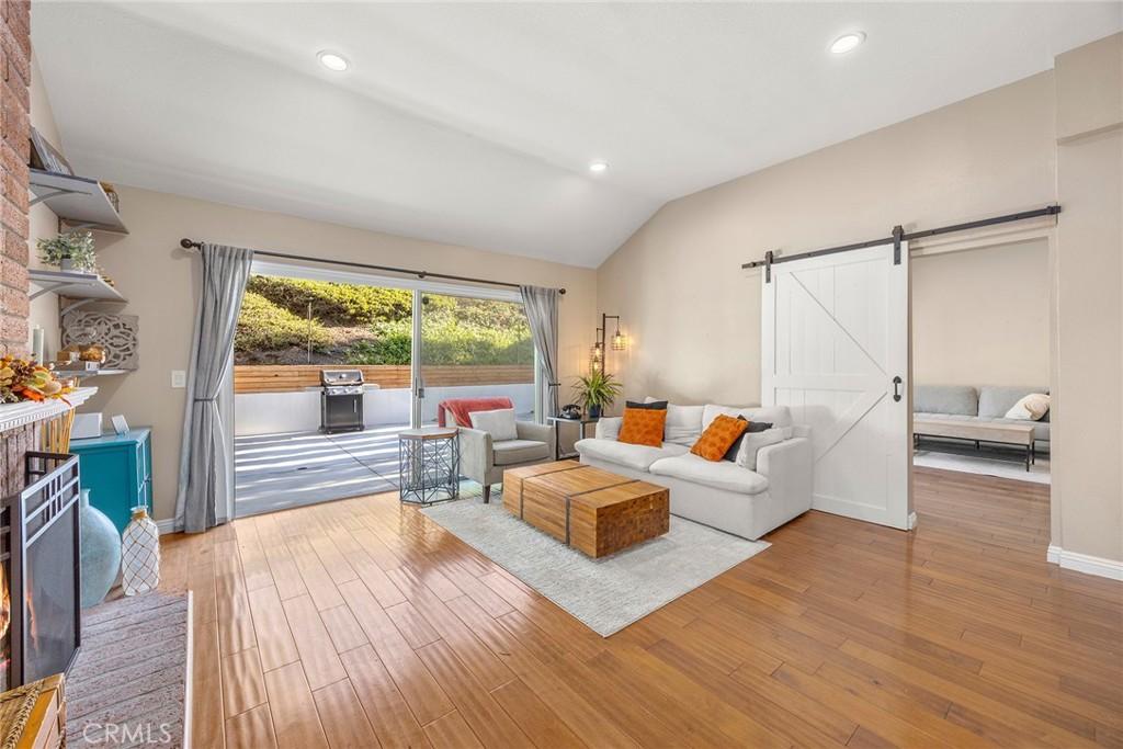 MLS #PW25244453 image #0