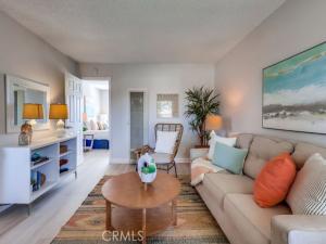 MLS #PW25245340 image #0