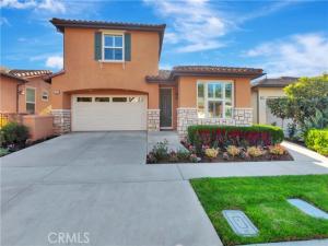 MLS #PW25247754 image #0