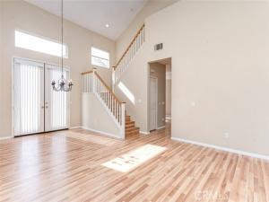 MLS #PW25249342 image #0