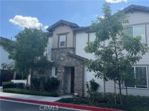 MLS #PW25251238 image #0