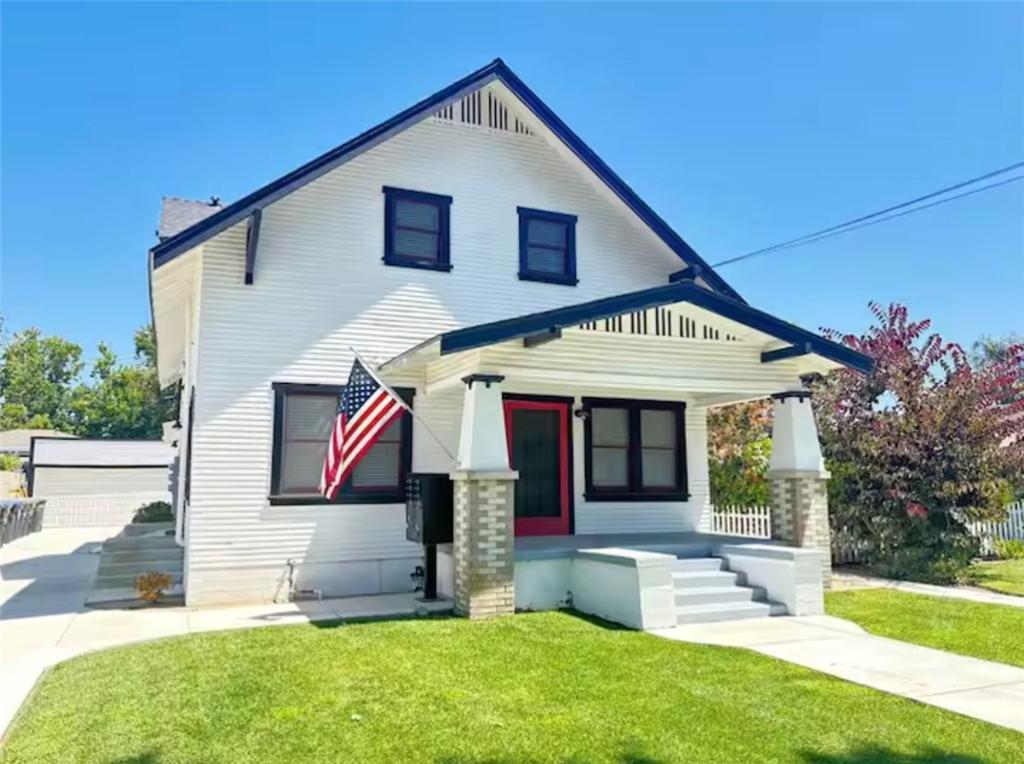 MLS #PW25252278 image #0